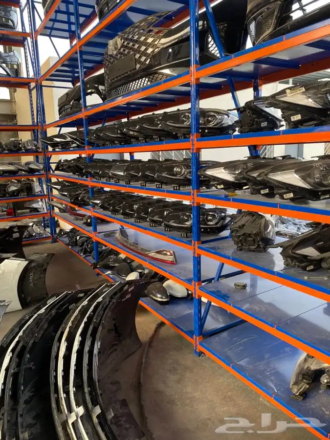 مندوب قطع غيار تشليح تشاليح الحاير والسلي والصناعيات 17