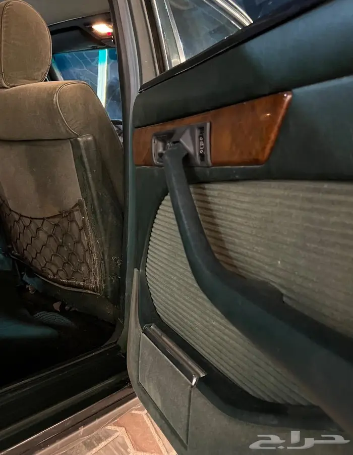 مرسيدس بنز 1987 - 300SEL 28