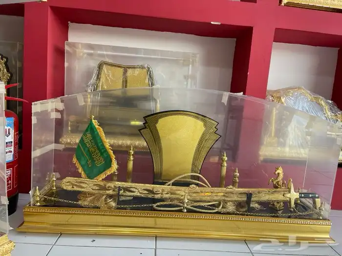 دروع تذكارية ادرع هدايا درع مع سيف درع تذكاري دروع رتبة 3