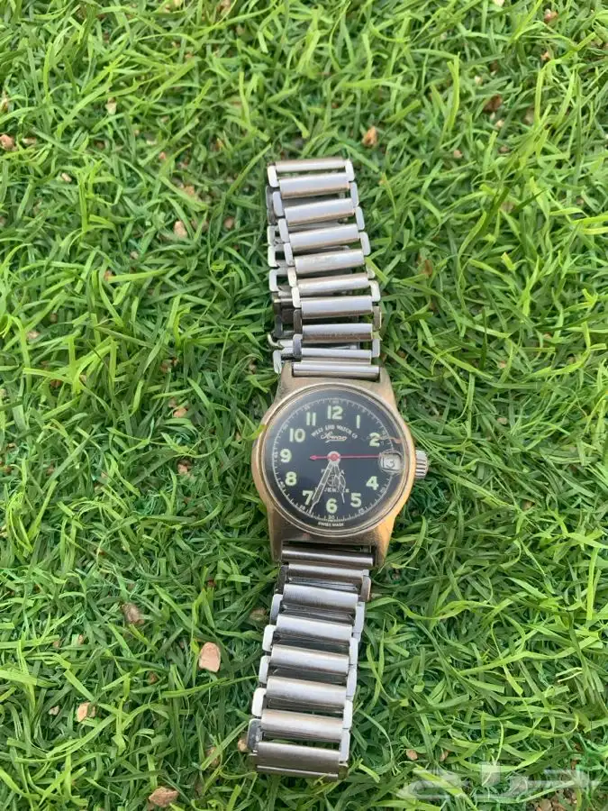 ساعه قديمه أم صليب 4