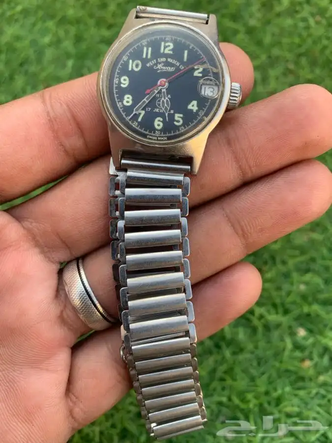 ساعه قديمه أم صليب 1