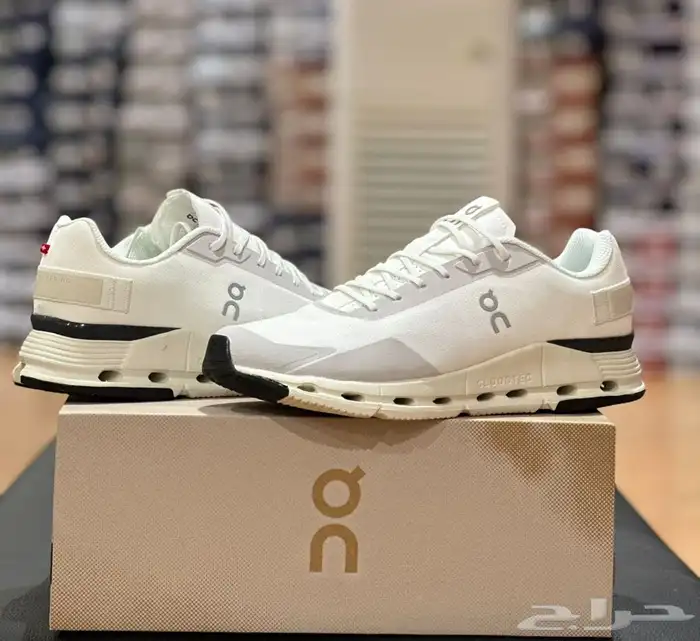 شوزات ماركات 30