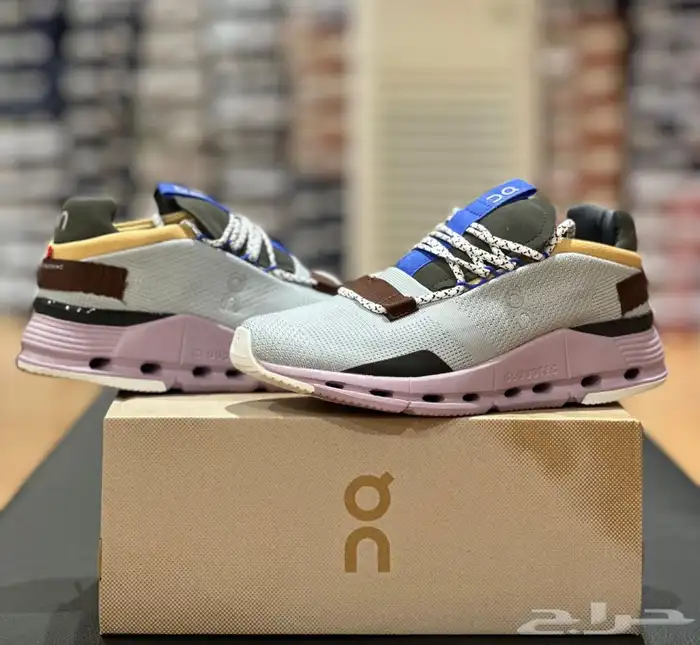 شوزات ماركات 35