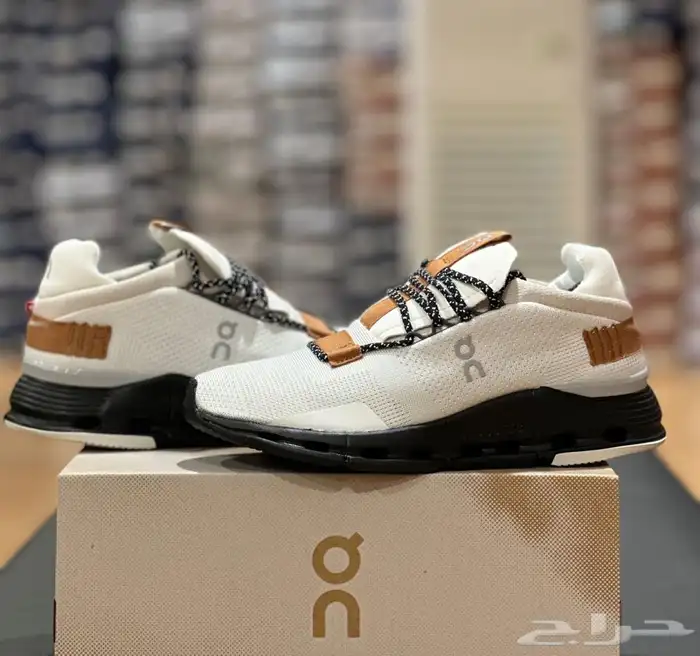 شوزات ماركات 37