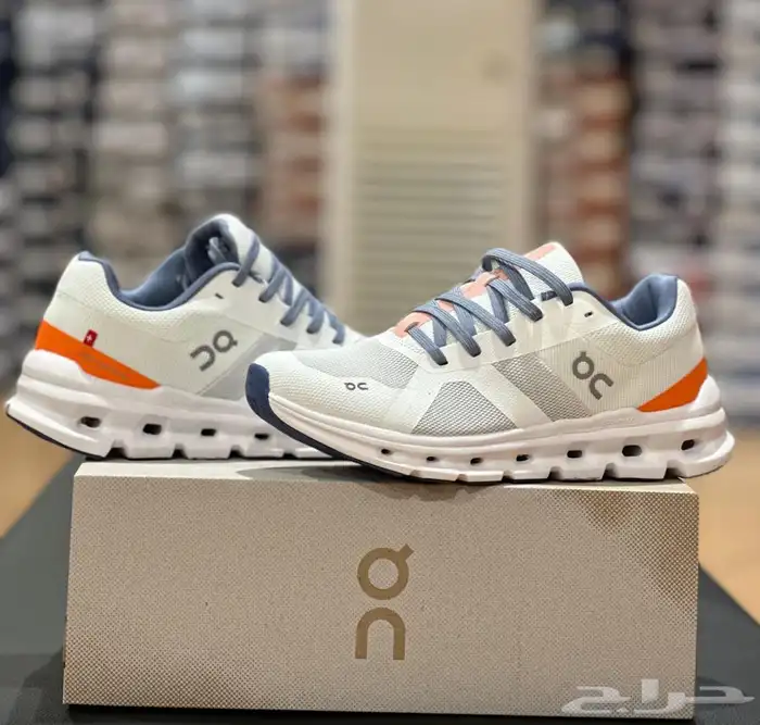 شوزات ماركات 49