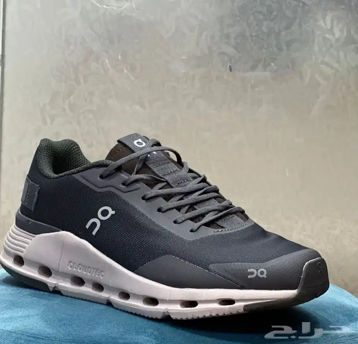 شوزات ماركات 56