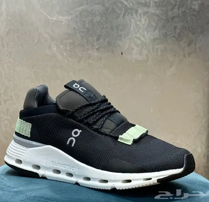 شوزات ماركات 54