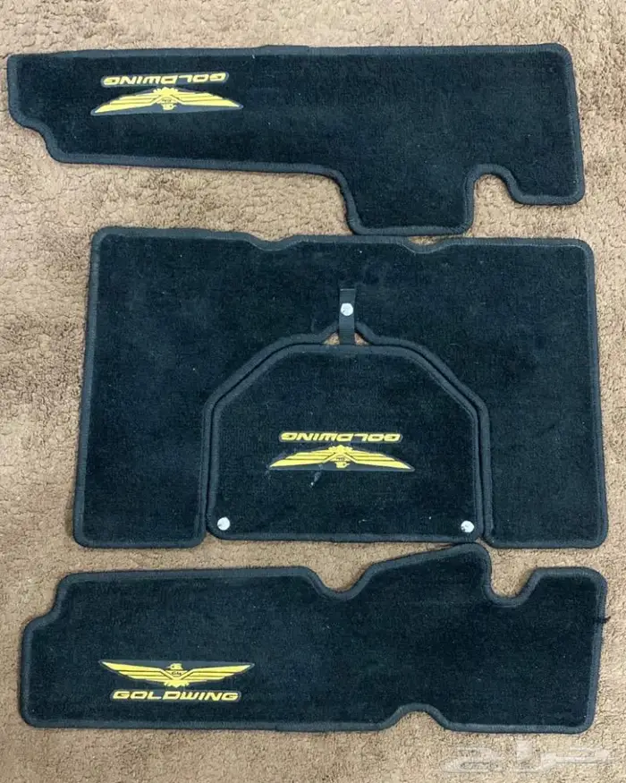 للبيع فرشات الشنط للقولدوينق 0