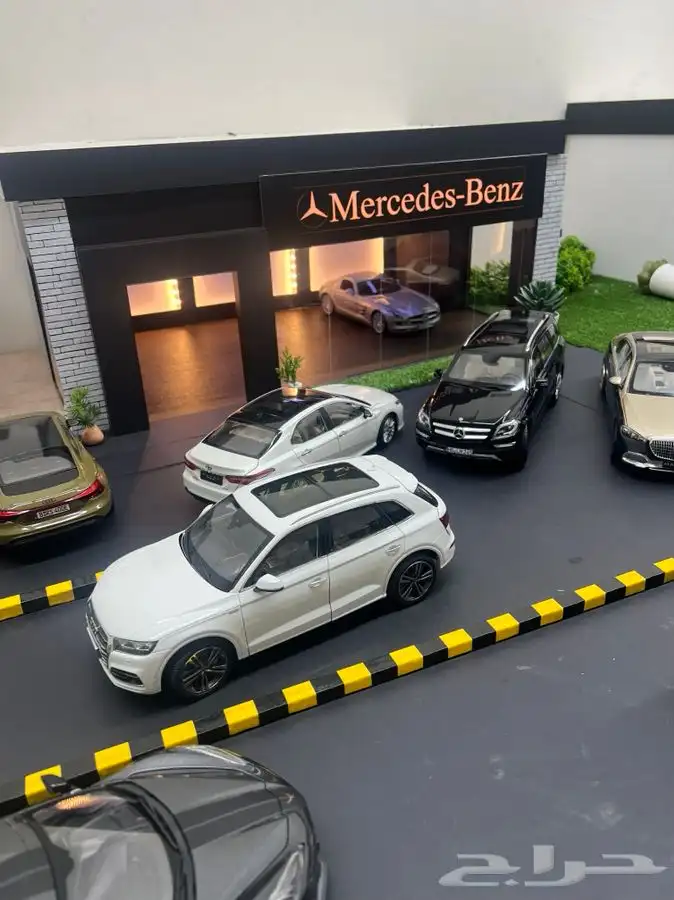 مجسمة مرسيدس Diecast 1 18 3