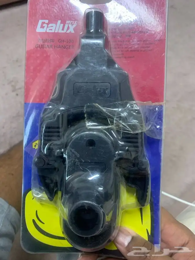مثبت جيتار كهربائي على الجدار 6