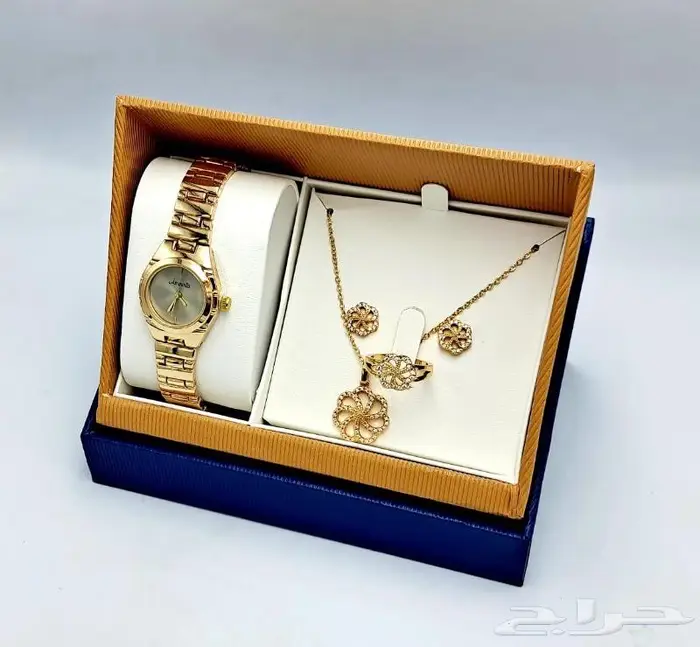 طقم هديه ساعه نسائي فخم 18