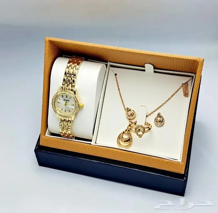 طقم هديه ساعه نسائي فخم 21