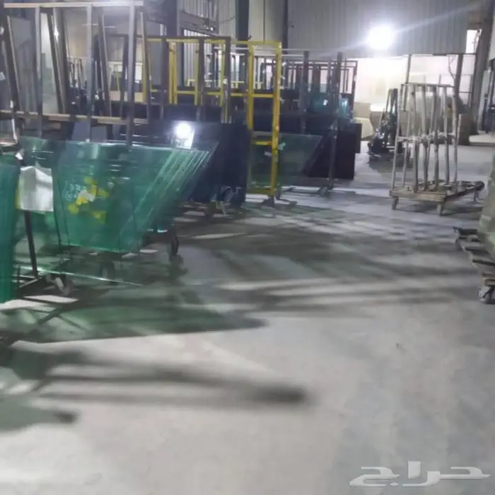 شركة مصنع العالمية لتصنيع الزجاج المضاد للكسر 0