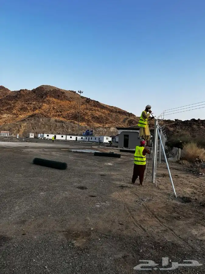 مختصون في تركيب الشبوك والسياجات fence 22