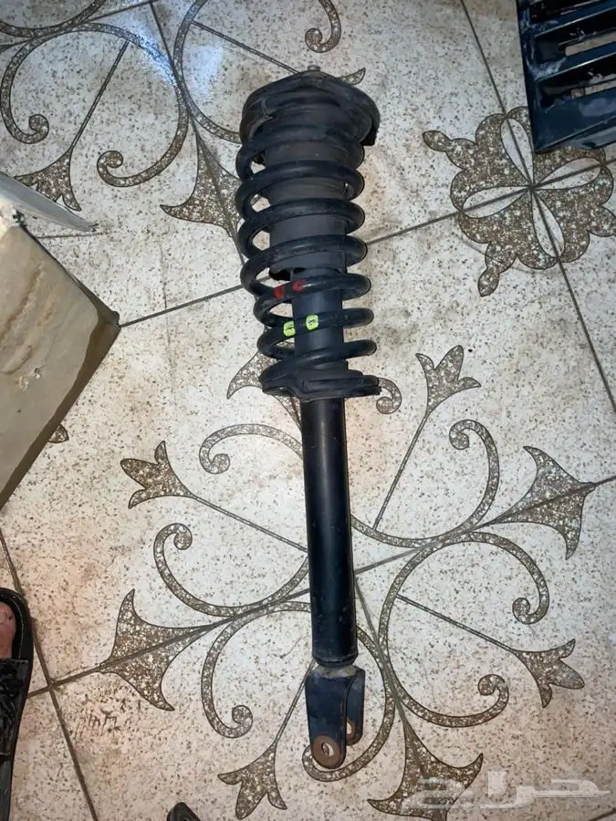 قطع غيار لكزس 9