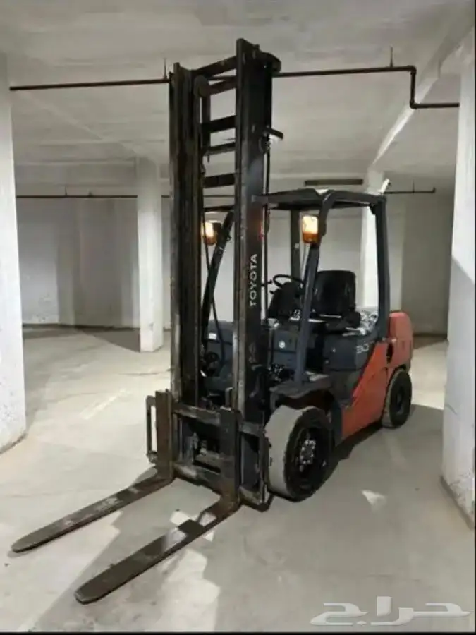 فور كلفت شركة رافعات رافعة للإيجار 1