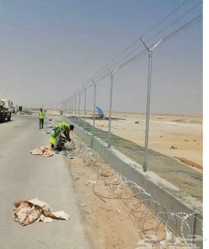 مختصون في تركيب الشبوك والسياجات fence 15