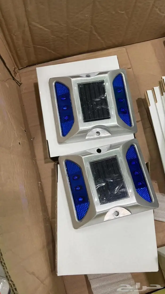 عيون قطط طاقة شمسية منتجات الامن و السلامة جملة قطاعي 63