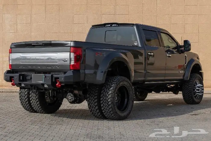 2017 Ford F-450 super duty platinum crew cab 4x4 4