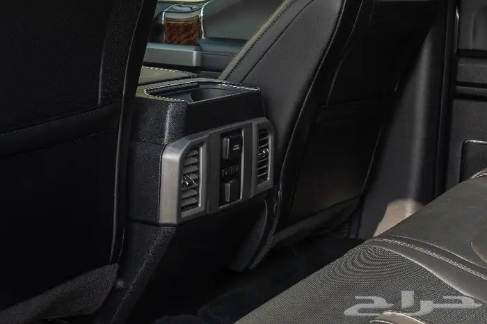 2017 Ford F-450 super duty platinum crew cab 4x4 10