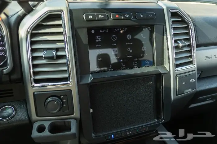 2017 Ford F-450 super duty platinum crew cab 4x4 25