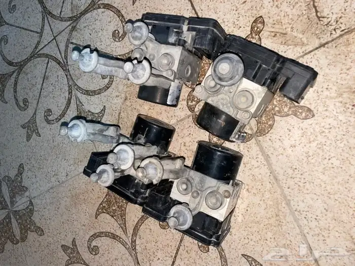 قطع غيار لكزس 14