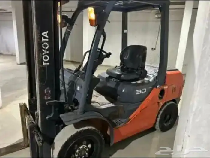 فور كلفت شركة رافعات رافعة للإيجار 0