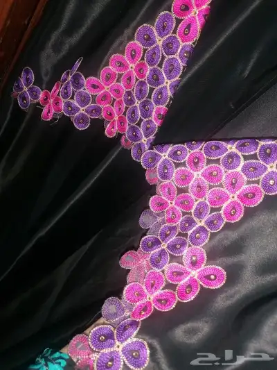 Abayas and dresses for sale at negotiable prices 5