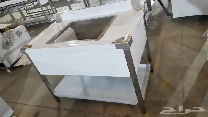 ثلاجات استيل طاولات افران دواليب مطاعم كافيهات ملاحم غرف 18