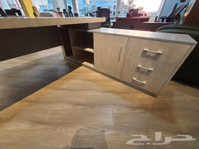 تصنيع مكاتب إدارية 2