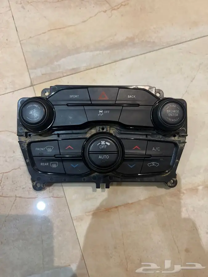 كنترول مكيف للكرايزلر والتشارجر 2018 0