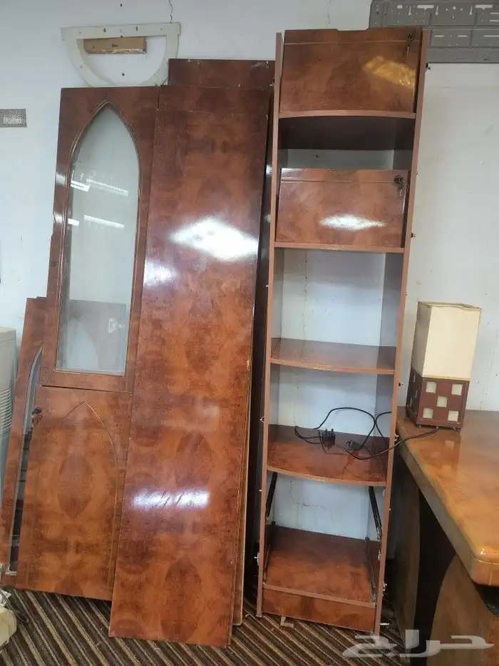 للبيع مكتب فاخر 1