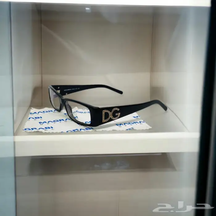 نظارات رائعه شمسيه ونظر بالعدسات رجالي ونسائي ماركات 6