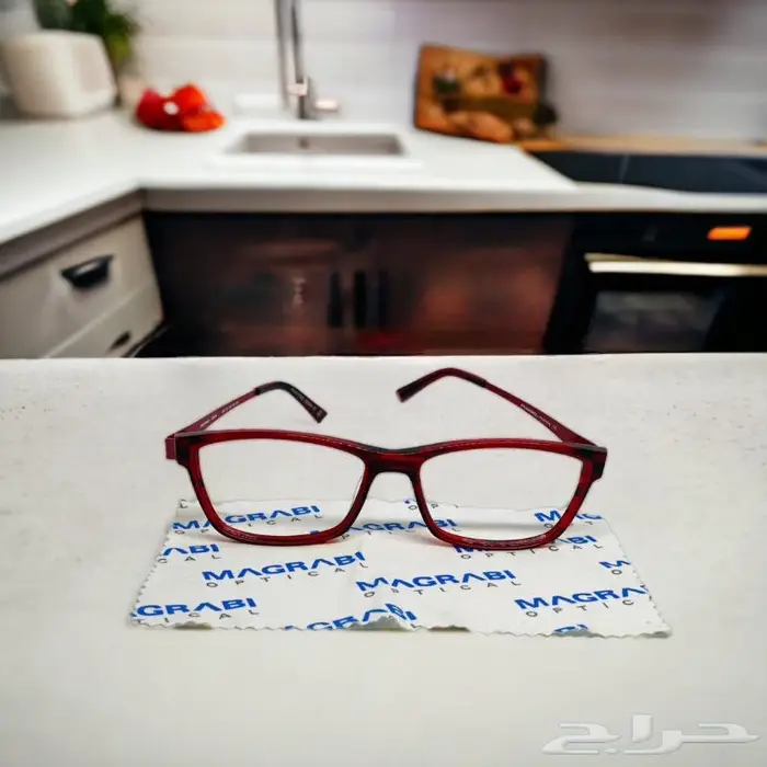 نظارات رائعه شمسيه ونظر بالعدسات رجالي ونسائي ماركات 7