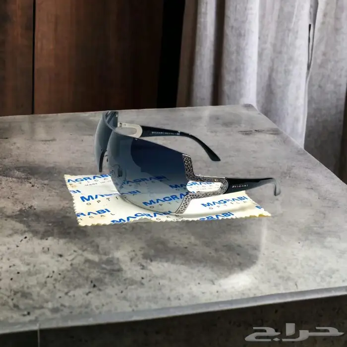 نظارات رائعه شمسيه ونظر بالعدسات رجالي ونسائي ماركات 15