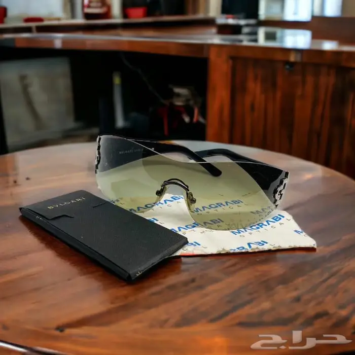 نظارات رائعه شمسيه ونظر بالعدسات رجالي ونسائي ماركات 20