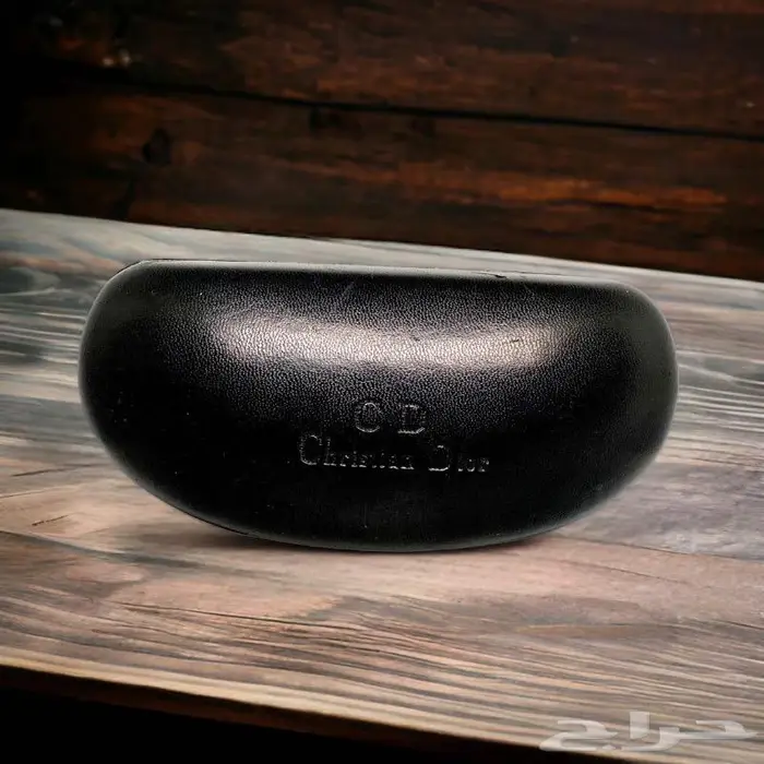 نظارات رائعه شمسيه ونظر بالعدسات رجالي ونسائي ماركات 45