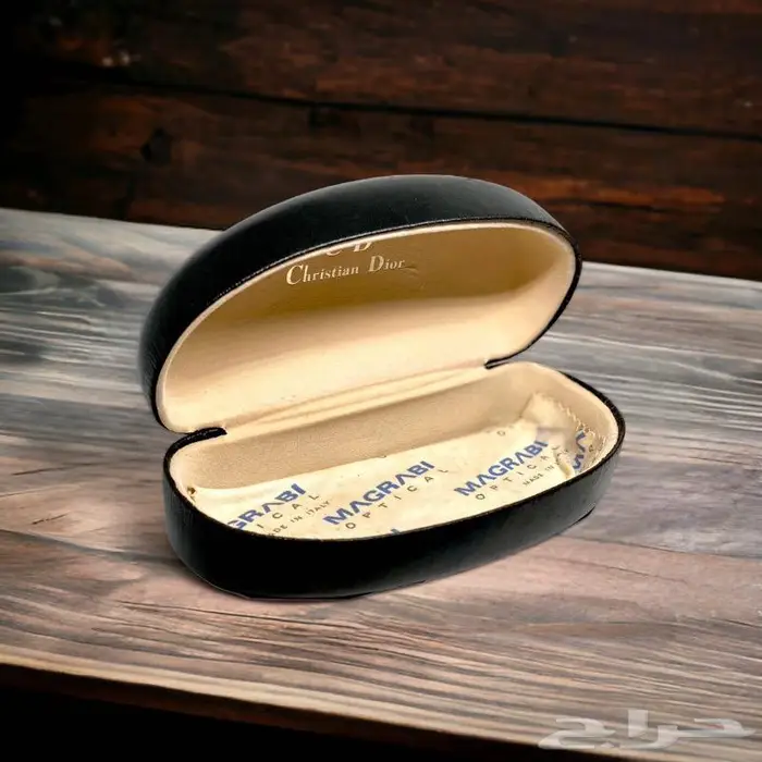 نظارات رائعه شمسيه ونظر بالعدسات رجالي ونسائي ماركات 44