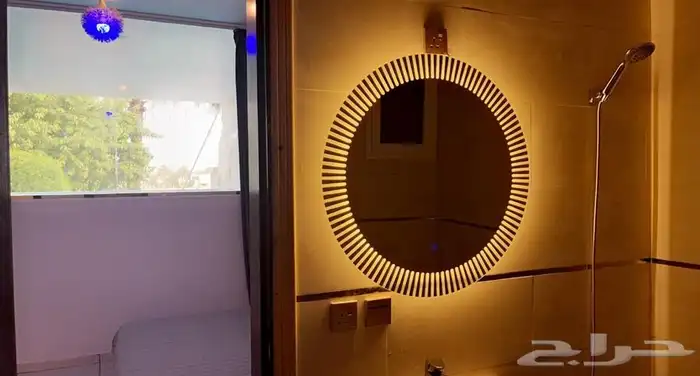 شاليه مسبح مطل على البحر مباشرة 7