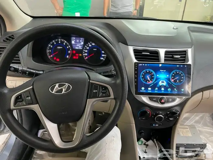 شاشة أكسنت 2015 إلى 2019 2