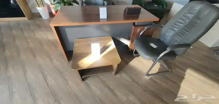 مكتب 9