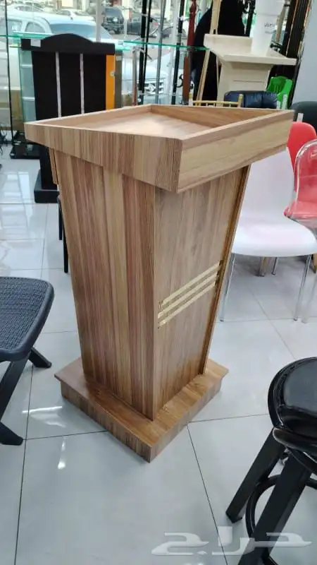 تجهيز محلات الطاولات العرض بترينات كاشير ارفف استاندات 3