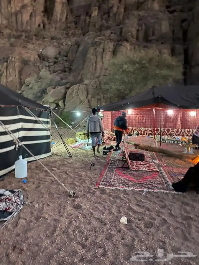 تجهيز مخيمات للرحلات البرية في حائل رفحاء لينه وعمال ضيافة 5