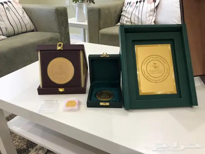 مجسمات وتقاويم ودروع وهدايا مناسبات خاصه وعامه 29