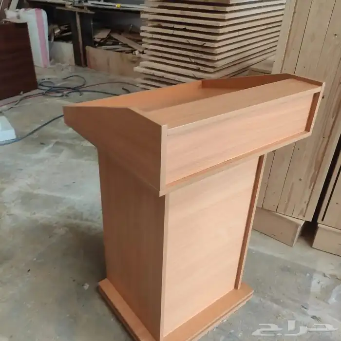 تجهيز محلات الطاولات العرض بترينات كاشير ارفف استاندات 2