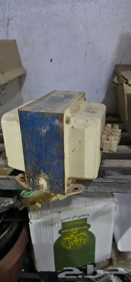 محول كهرباء 3000 2