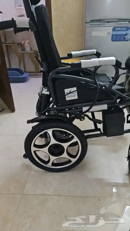 عربية كهربائية جديد باالكرتون و سرير طبي كهربائي كرسي كهرباء 0