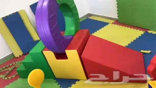 تاجير طاولة اطفال و الحضانة 18