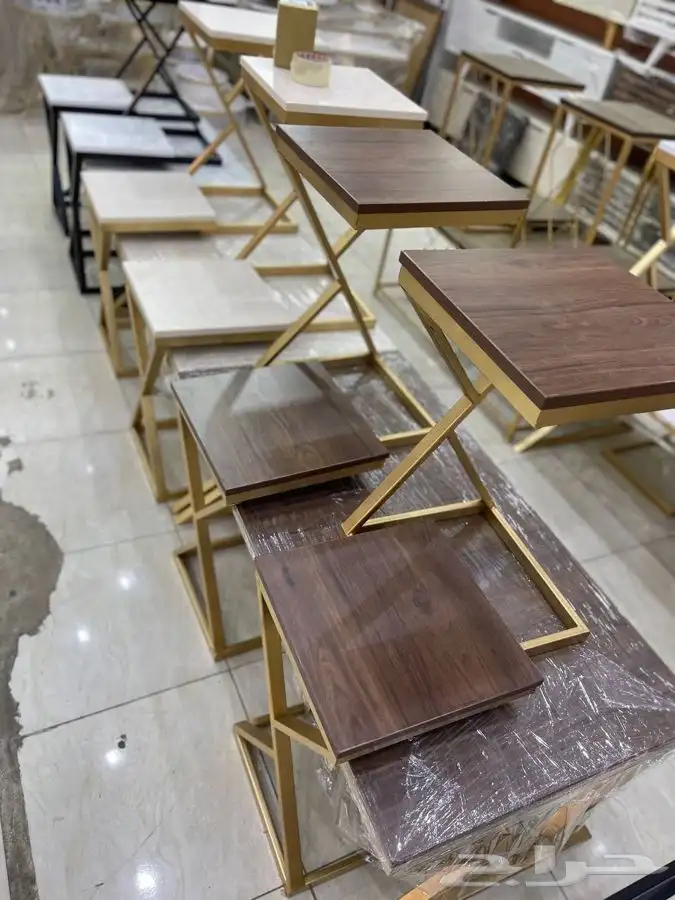 طاولات حديد (يوجد لدينا تابي   تمارا) 23