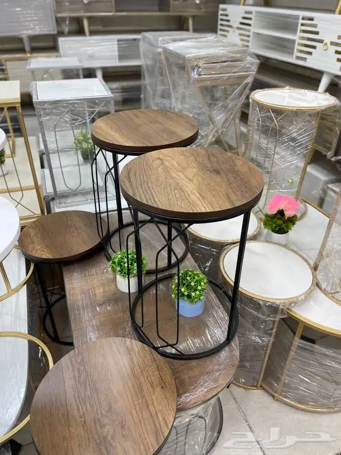 طاولات حديد (يوجد لدينا تابي   تمارا) 36